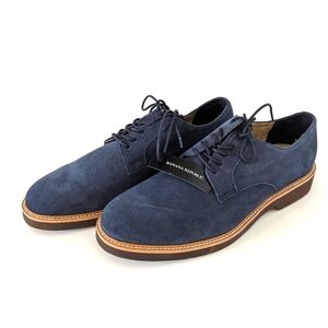 Banana Republic Mens ortholite Blue Suede shoes. Size 11. NWT